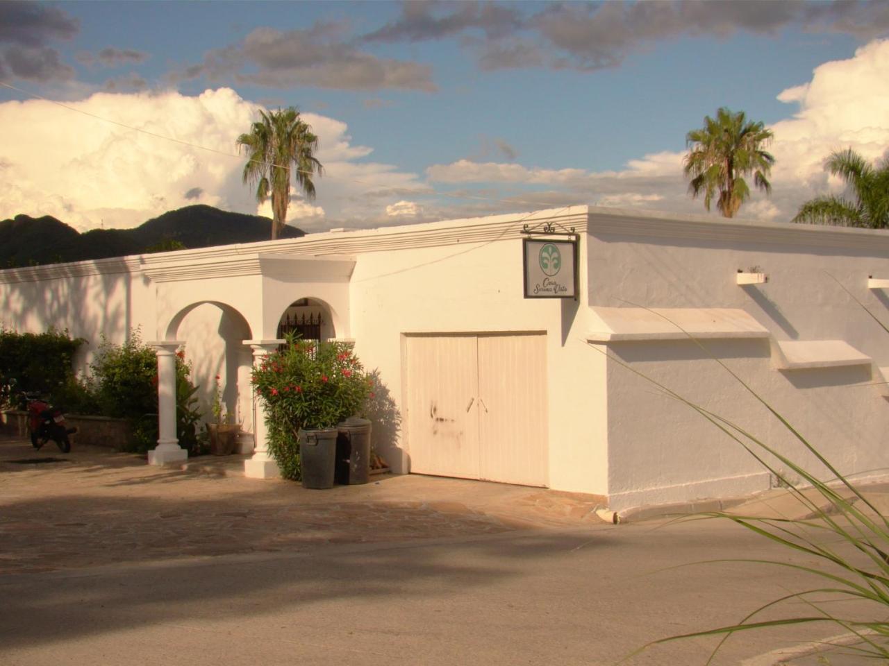 Casa Serena Vista Álamos Esterno foto